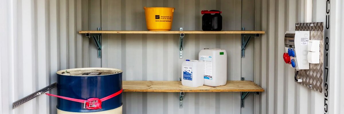 Der Gefahrstoffcontainer von Tankhandel – wir schaffen Raum - 