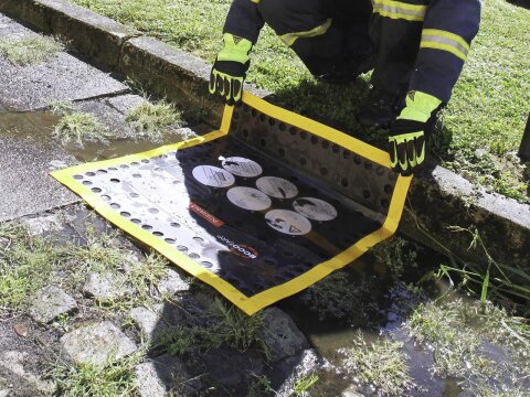 Kanalabdeckung faltbar FDC01 – mobile Gully- & Kanalabdichtung 750 x 630 mm