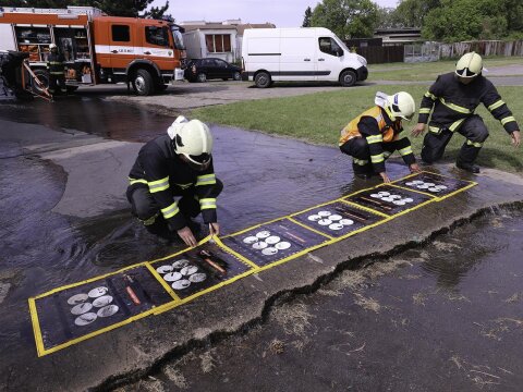 Kanalabdeckung faltbar FDC01 – mobile Gully- & Kanalabdichtung 750 x 630 mm