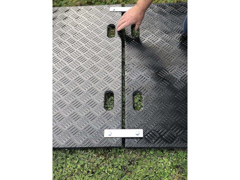Überfahrplatten Kunststoff 20 t – 240 × 150 cm, schwer belastbar