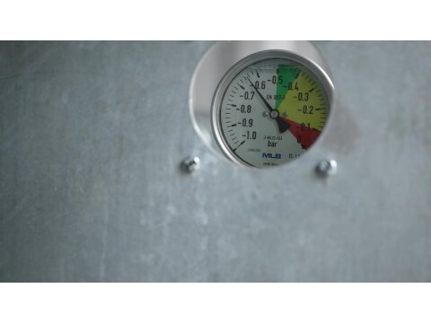 FuelTainer 3000 Liter Tankstellencontainer und Diesel Abfüllplatz – mobile Tankstelle – Baustellentank mit Dieselpumpe 70 l/min – AwSV