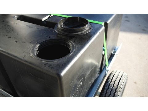 Weidefass Anhänger 650 l – Ungebremster Wassertankanhänger