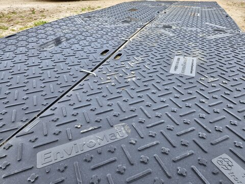 Transportbox aus Stahl für Überfahrplatten – robust & stapelbar