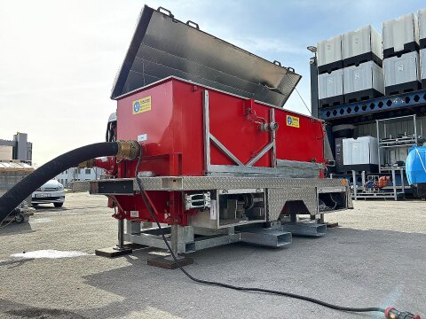 Mobiler Ölabscheider NG 15 mieten – mit 2.500 Liter Schlammfan