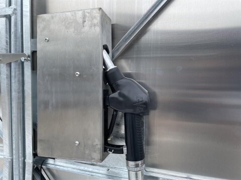 Zapfventilhalterung mit Ein/Aus-Schalter für Automatik-Zapfventil NW 19 – für 230 V Pumpen Diesel Abfüllplatz