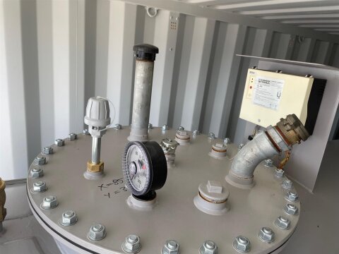 FuelTainer 10.000 Liter – doppelwandiger Tankstellen-Container für Diesel, AwSV- & WHG-konform