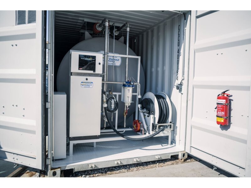 FuelTainer 42.000 Liter Tankstellencontainer Mobile Tankstelle für Benzine & Flugkraftstoffe