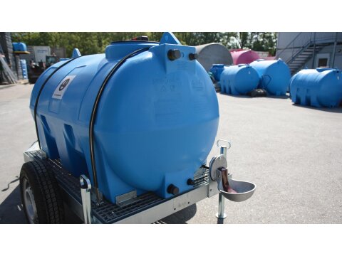 Pferdetränke 1000 L – Mobile Weidetränke mit Anhänger