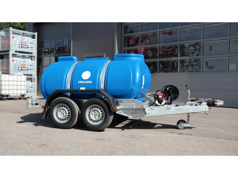 Wasserfass Anhänger 2.000 Liter – Straßenzugelassener Wassertankanhänger mit Polyethylen-Tank